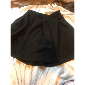 Forever 21 skirt size medium!